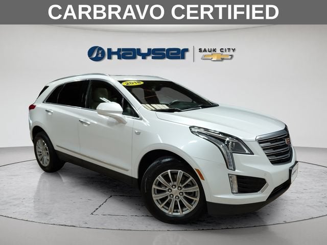 2018 Cadillac XT5 Luxury FWD in Crystal White Tricoat — front three-quarter view